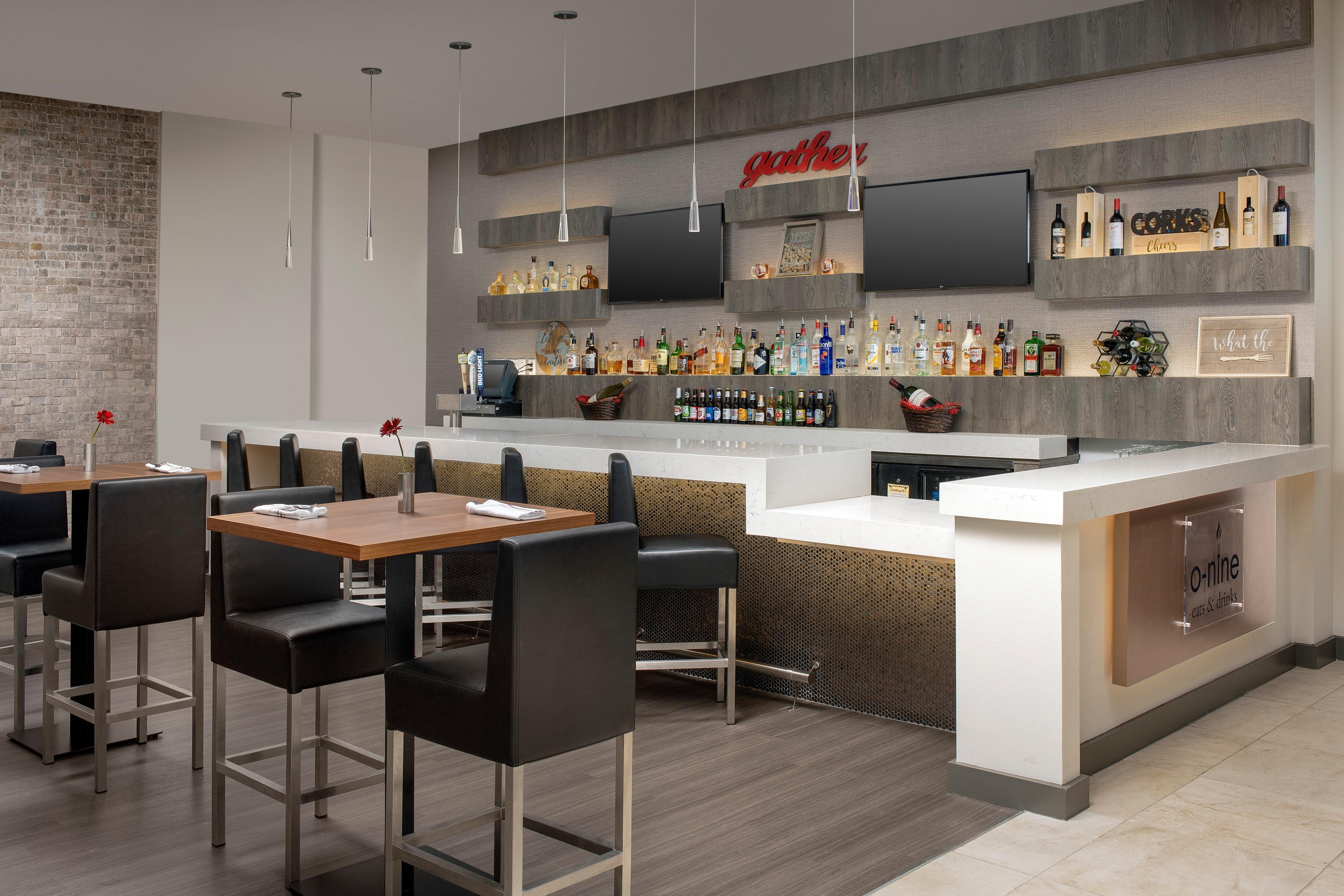 Crowne Plaza San Antonio Airport By Ihg Hotel Exterior photo