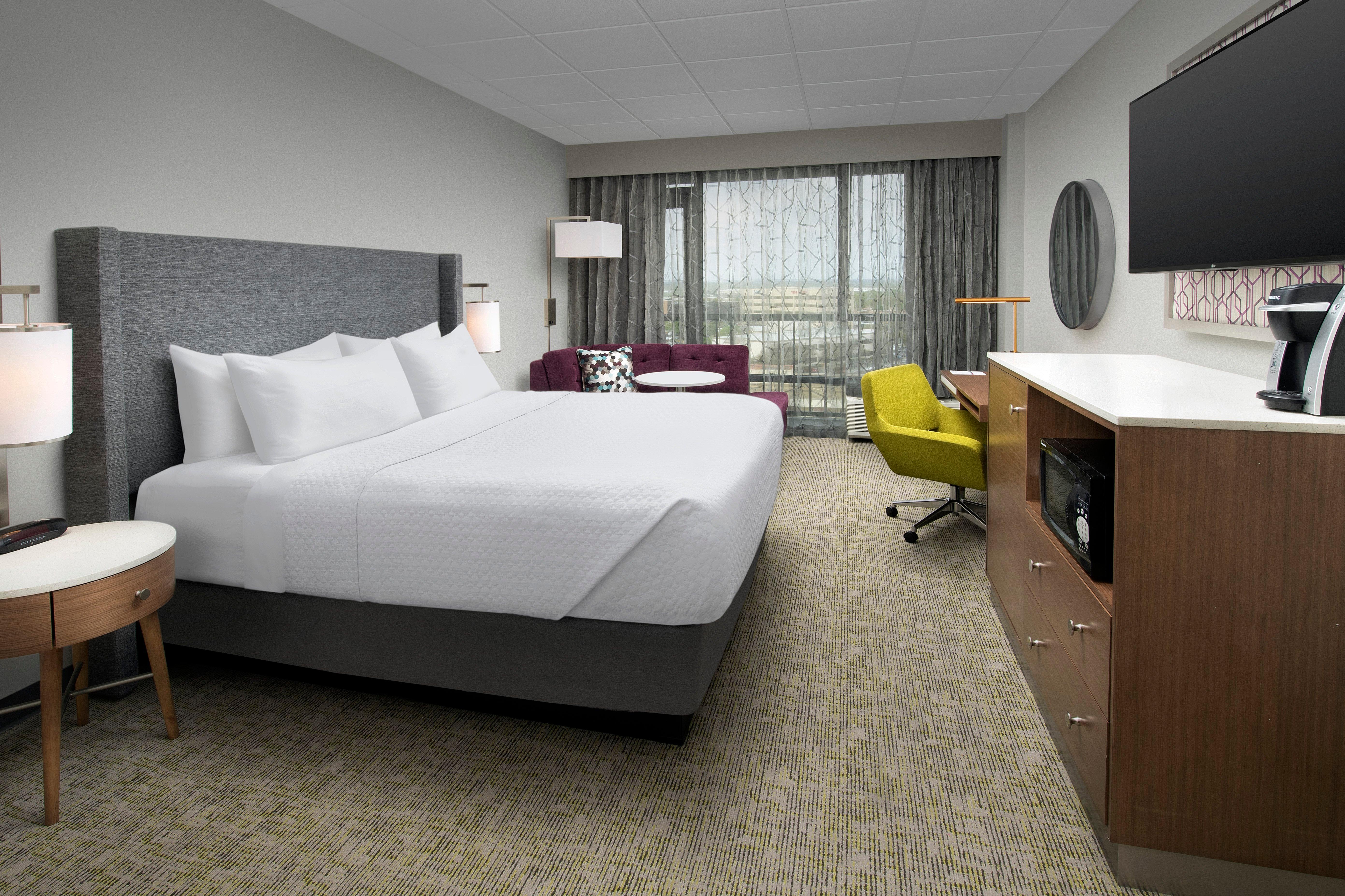 Crowne Plaza San Antonio Airport By Ihg Hotel Exterior photo